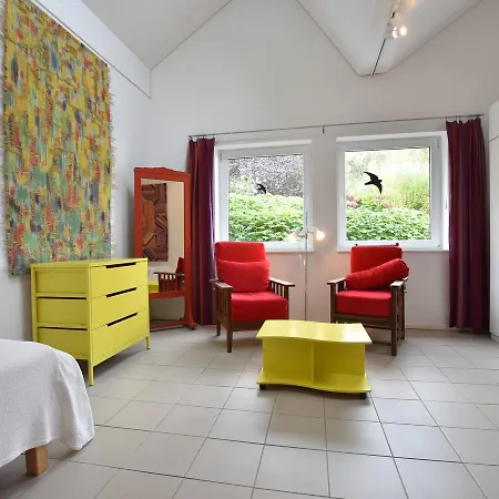 Spacious In With Garden * Kuehlungsborn